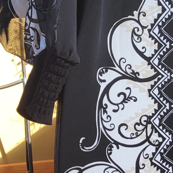 Sheer Sleeve Alfani Top Black White Flowy Dressy Sequin Neck Formal Blouse M - Picture 11 of 12